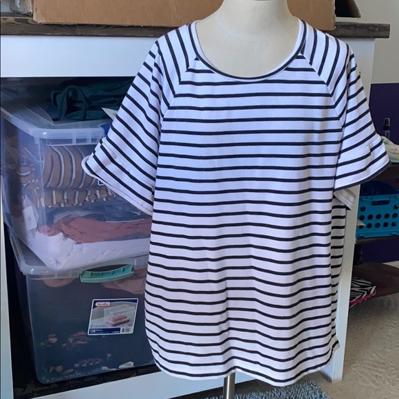 Black and White Striped Top - Picture 1 of 4